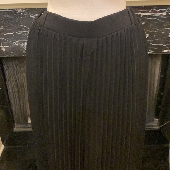 NWT “Addison Evenings” blk chiffon lined pleated evening palazzo pants. - Picture 2 of 6
